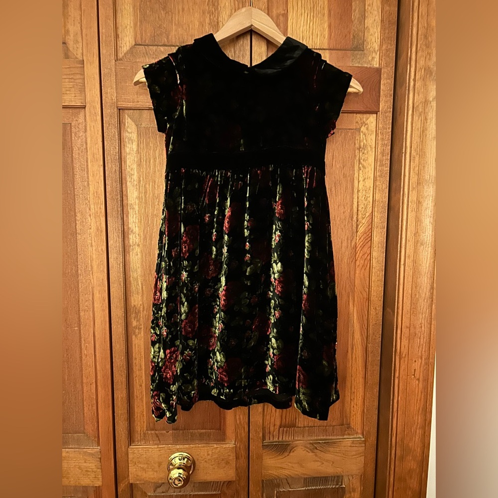 Gymboree Girl’s Sz. 9 Black Green & Red Floral Holiday Party Dress W/ Bow Detail